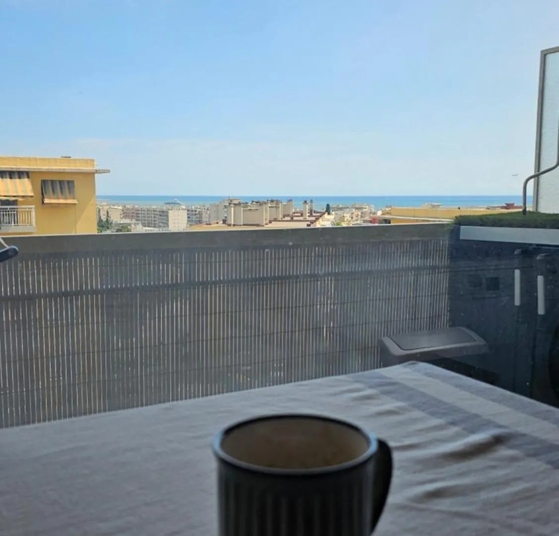 Studio Agreable Avec Parking Prive Cagnes-sur-Mer Apartment